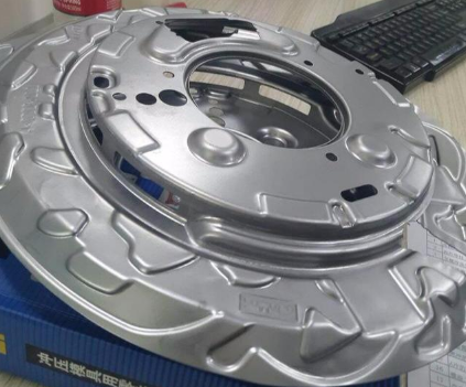 【兆恒機(jī)械】沖壓模具拉伸、成型、沖孔材料使用禁忌及折彎工藝細(xì)節(jié)處理